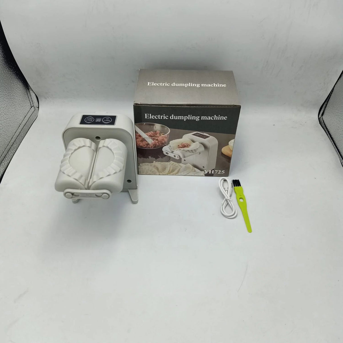Detachable parts of the dumpling maker for cleaning