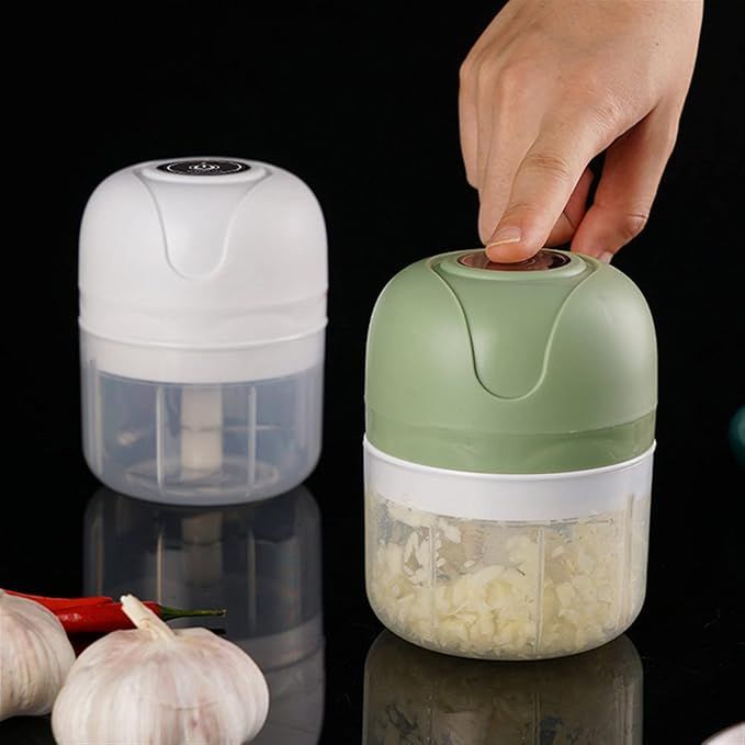 Electric garlic chopper