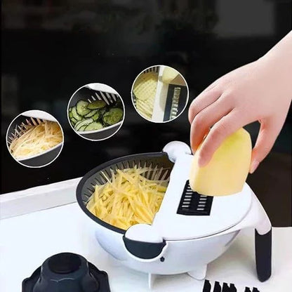 Multifunctional vegetable cutter with blades