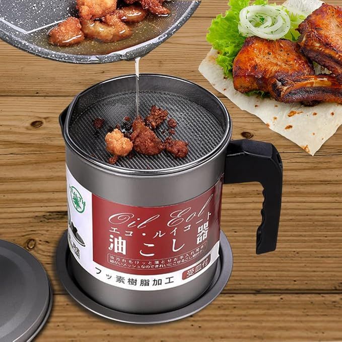 Lid and drip tray for the oil filter pot